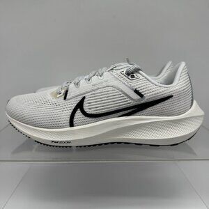 Brand New Women’s Nike Air Zoom Pegasus 40 Sail Black Running DV3854-104 Size 9
